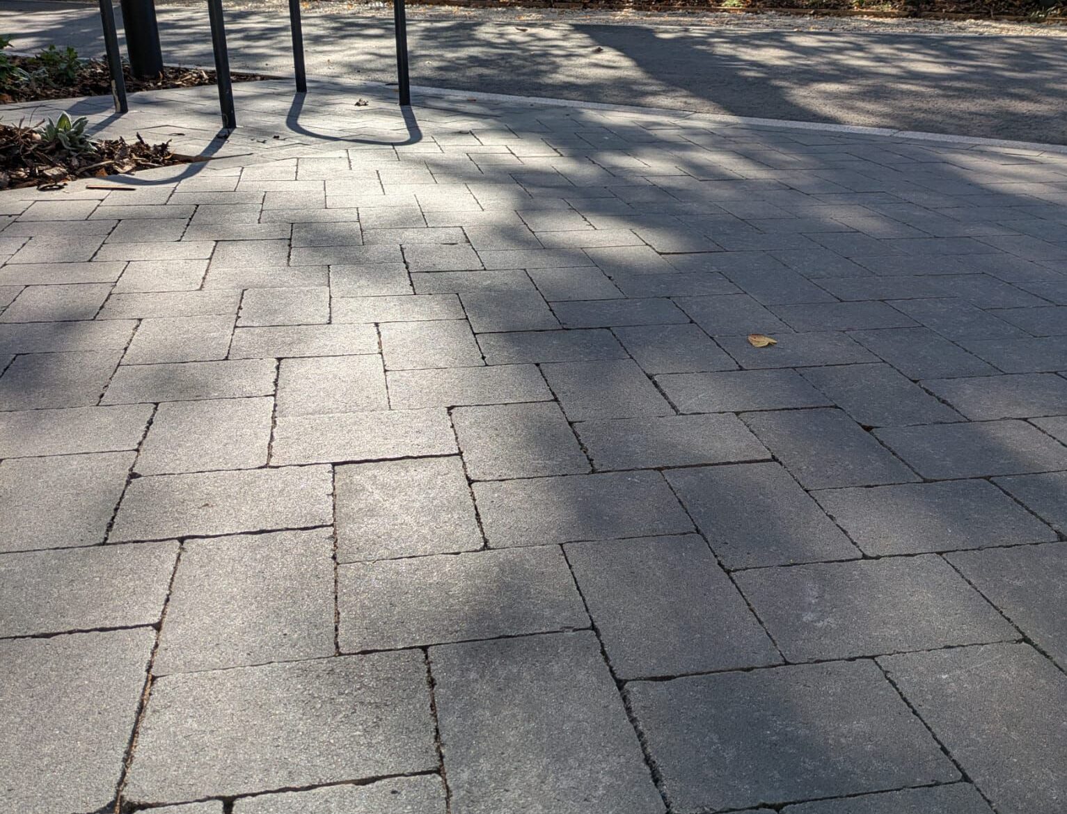 Mellifont block for commercial residence