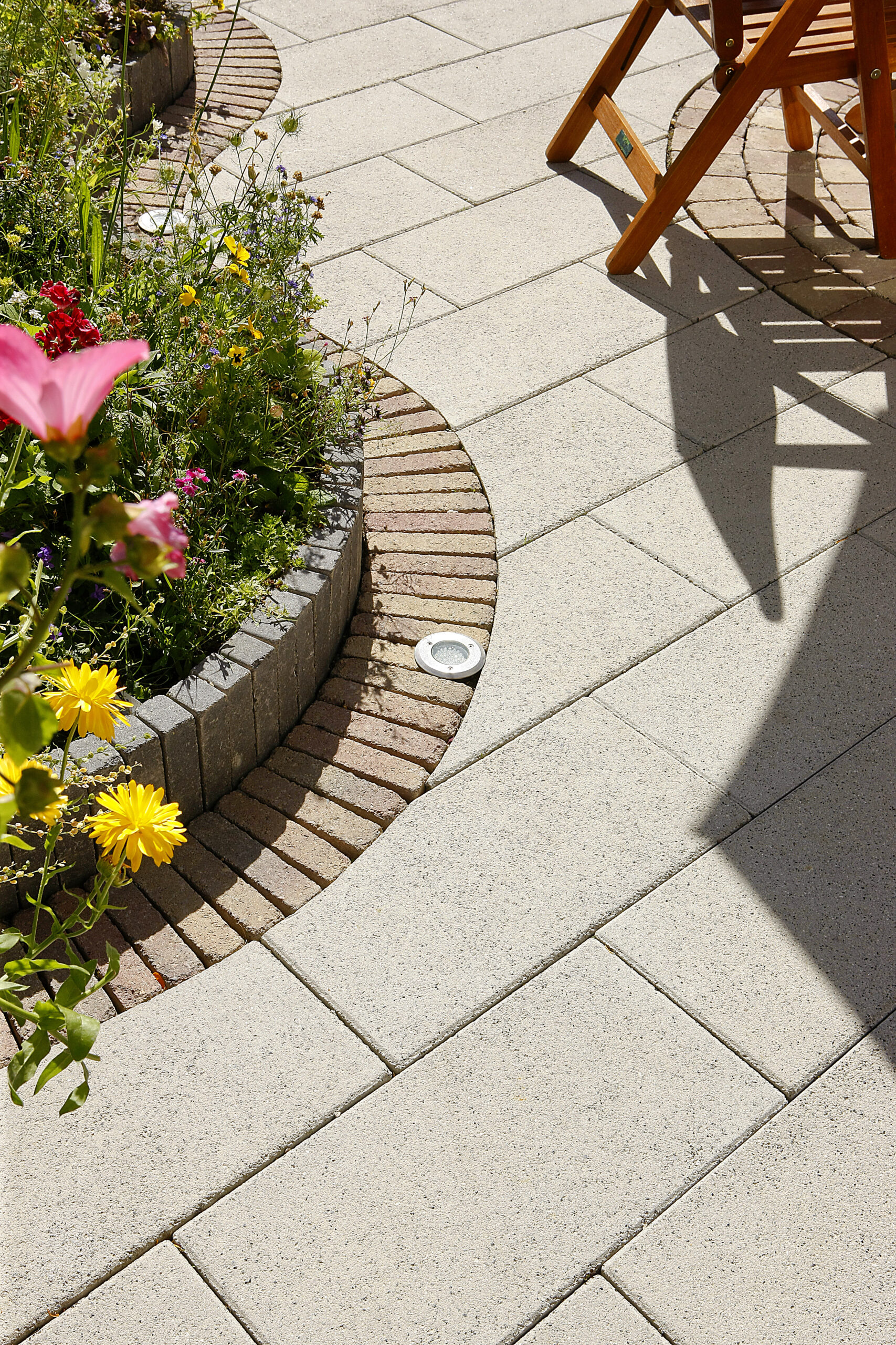 Newgrange Flag in Silver Granite