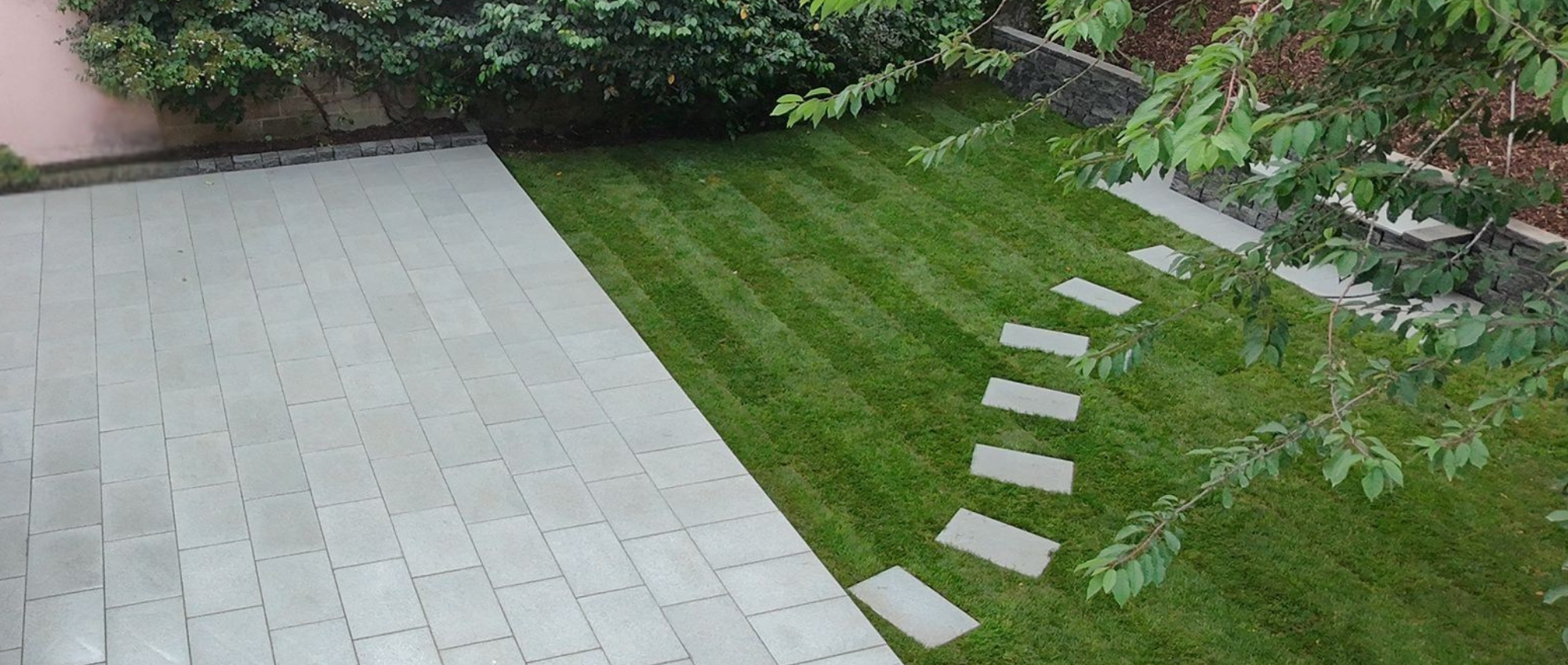 Merrion Flag Silver Granite